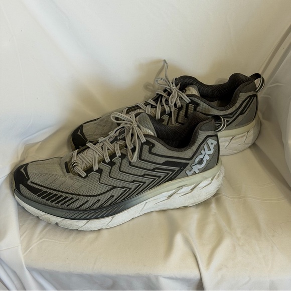 Hoka Clifton 4 Men’s Size 12 Max Cushion Running Shoes Gray - Picture 4 of 10